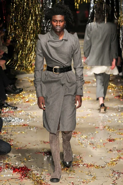 Look 8